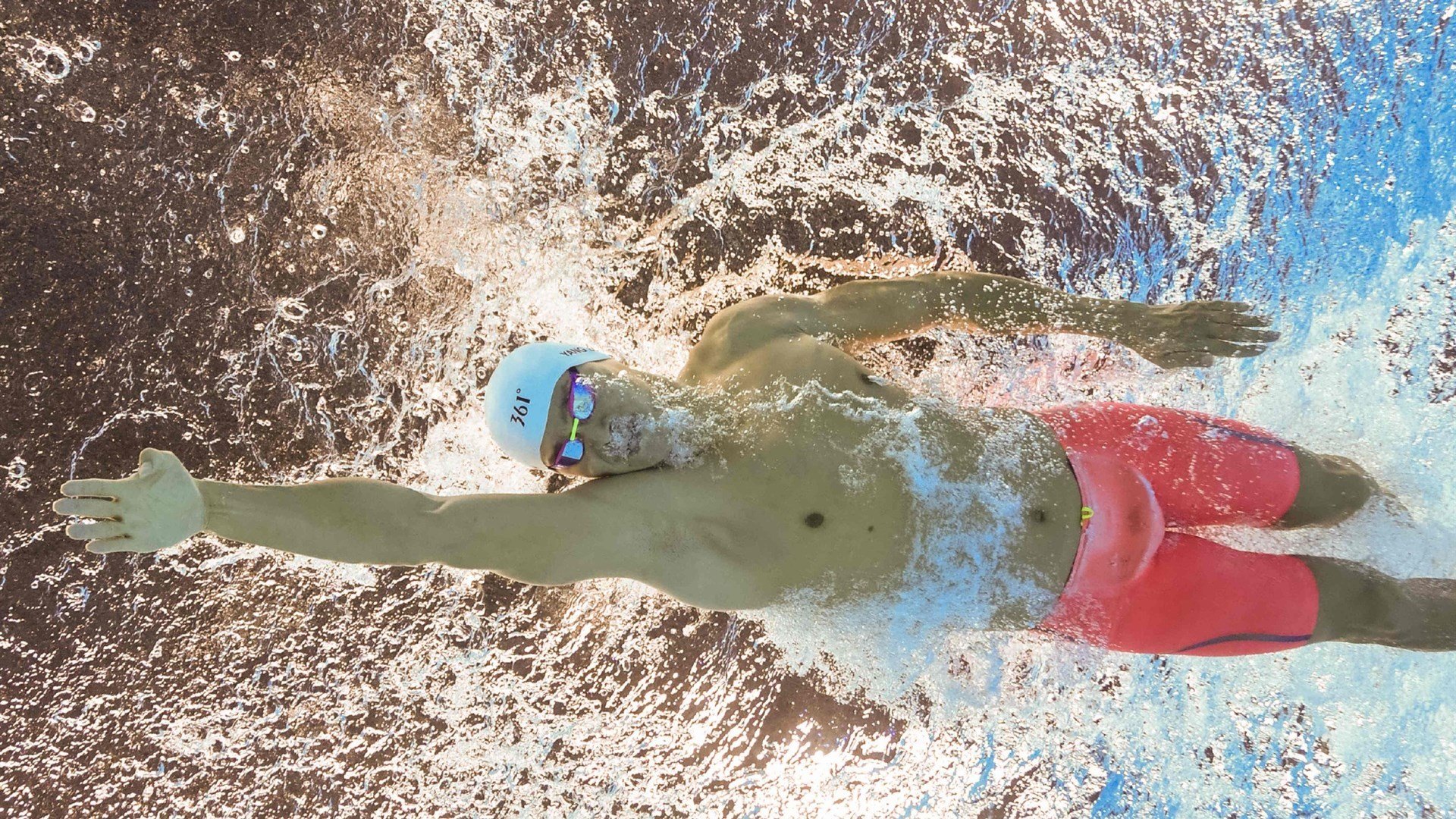 世界杯之夜，迪巴拉锁死对手，从艺术家到防守大师的蜕变